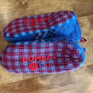 Bombas Youth Blue and Red Knit Slippers